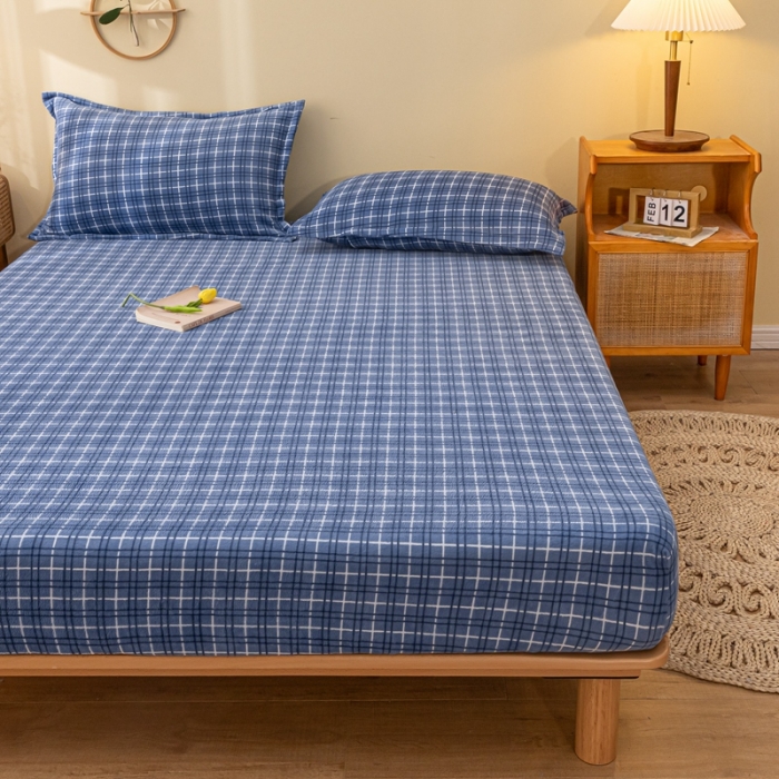 91家纺网 家纺一手货源 找家纺 春寻家纺 2022新款加厚牛奶绒床笠 深蓝格