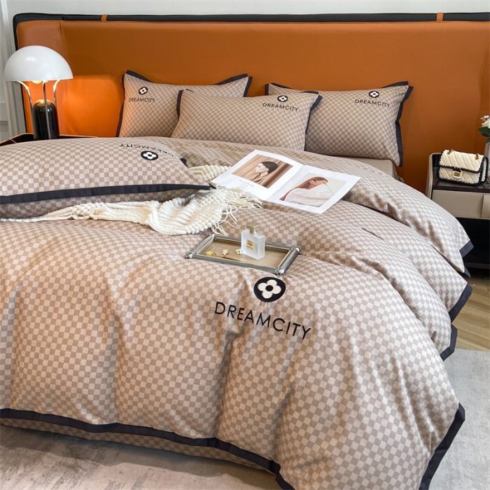 91家纺网 家纺一手货源 找家纺 金麦 新款肌理纹加厚磨毛刺绣棋盘格四件套—赫本系列 咖