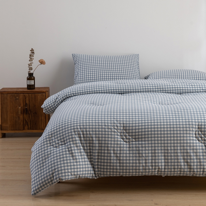 91家纺网 家纺一手货源 找家纺 久典家居 2022新款A类色织水洗棉大豆春秋被冬被被芯 蓝小格