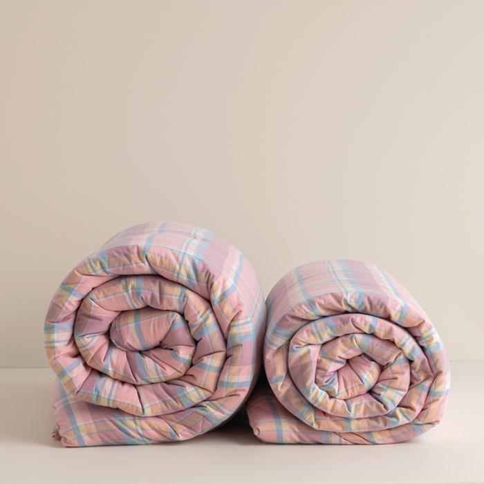 91家纺网 家纺一手货源 找家纺 久典家居 2022新款A类色织水洗棉大豆春秋被冬被被芯 昭华粉