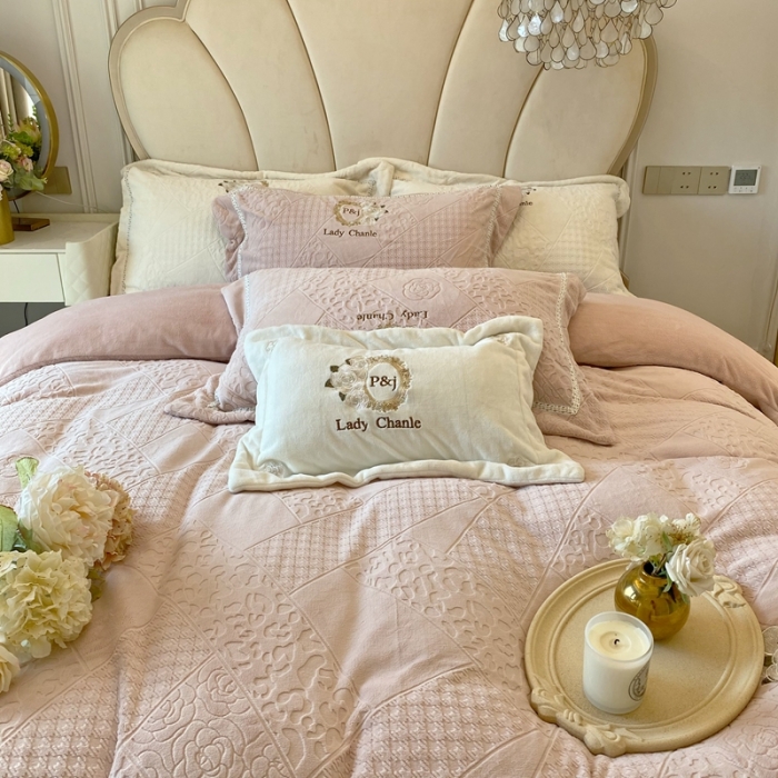 91家纺网 家纺一手货源 找家纺 总馨蕊家居 2022新款轻奢煦暖绒莫奈系列四件套-第 三组