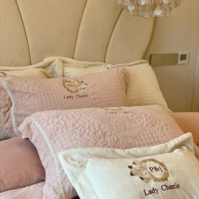 91家纺网 家纺一手货源 找家纺 总馨蕊家居 2022新款轻奢煦暖绒莫奈系列四件套-第 三组