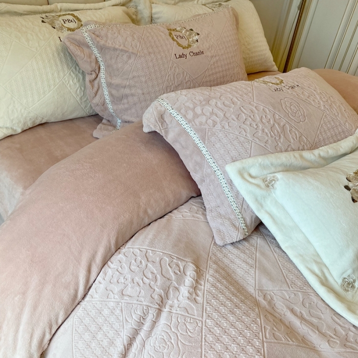 91家纺网 家纺一手货源 找家纺 总馨蕊家居 2022新款轻奢煦暖绒莫奈系列四件套-第 三组