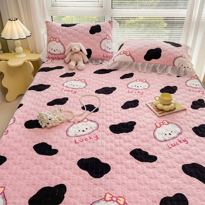 91家纺网 家纺一手货源 找家纺 安哆啦 2022新款绗缝加厚磨毛夹棉花边牛奶绒床笠 豹纹小萌狗