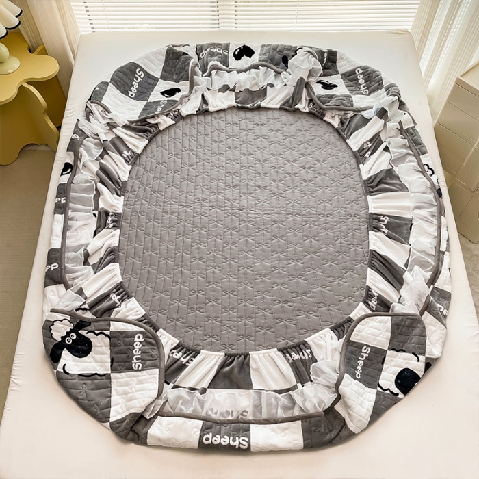 91家纺网 家纺一手货源 找家纺 安哆啦 2022新款绗缝加厚磨毛夹棉花边牛奶绒床笠 格子羊咩咩