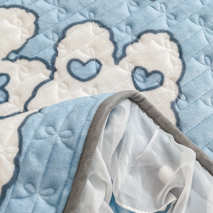 91家纺网 家纺一手货源 找家纺 安哆啦 2022新款绗缝加厚磨毛夹棉花边牛奶绒床笠 萌萌兔