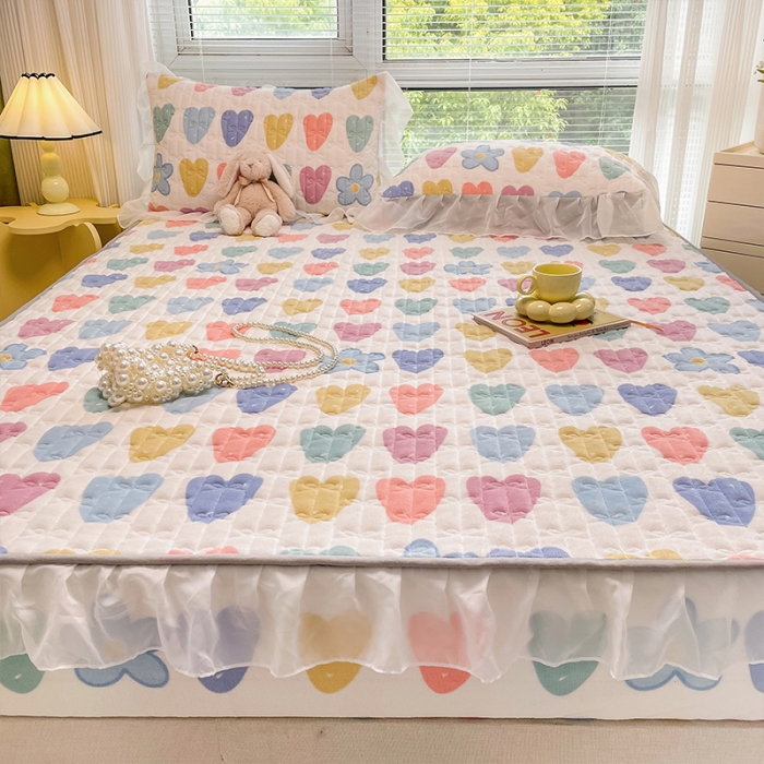 91家纺网 家纺一手货源 找家纺 安哆啦 2022新款绗缝加厚磨毛夹棉花边牛奶绒床笠 心花怒放