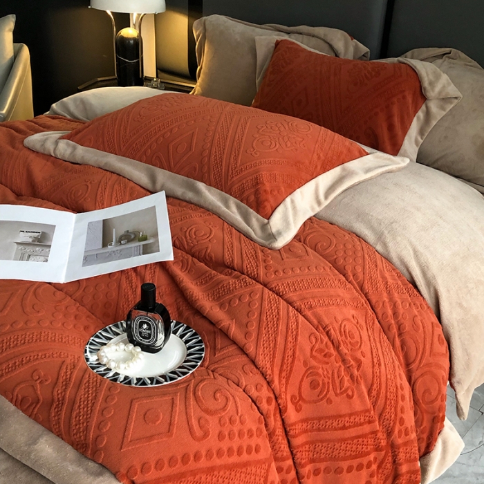 91家纺网 家纺一手货源 找家纺 宜代光年 2023新款230克牛奶绒麦穗水瓶花系列四件套 水平花-橙