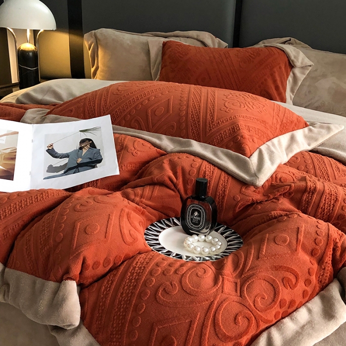 91家纺网 家纺一手货源 找家纺 宜代光年 2023新款230克牛奶绒麦穗水瓶花系列四件套 水平花-橙