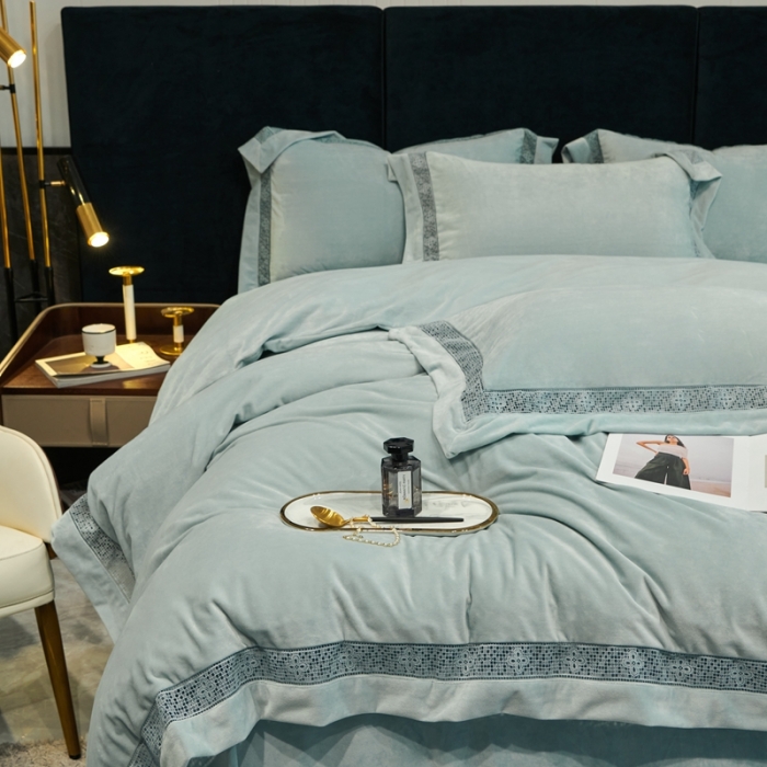 91家纺网 家纺一手货源 找家纺 榻尚 2023新款婴肤绒镂空工艺四件套-柔梦系列  海岛绿