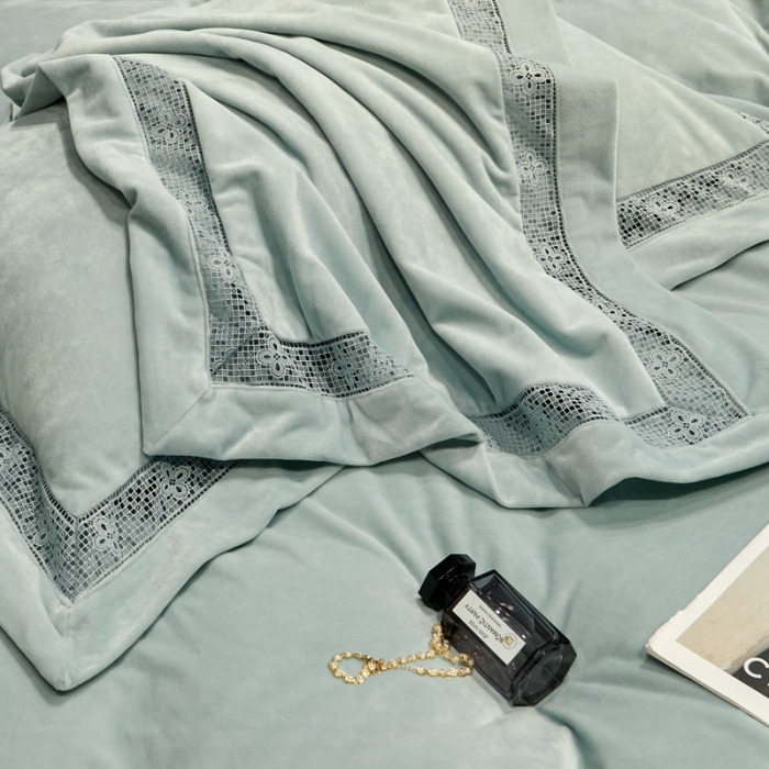 91家纺网 家纺一手货源 找家纺 榻尚 2023新款婴肤绒镂空工艺四件套-柔梦系列  海岛绿