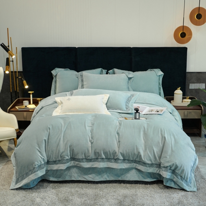 91家纺网 家纺一手货源 找家纺 榻尚 2023新款婴肤绒镂空工艺四件套-柔梦系列  海岛绿