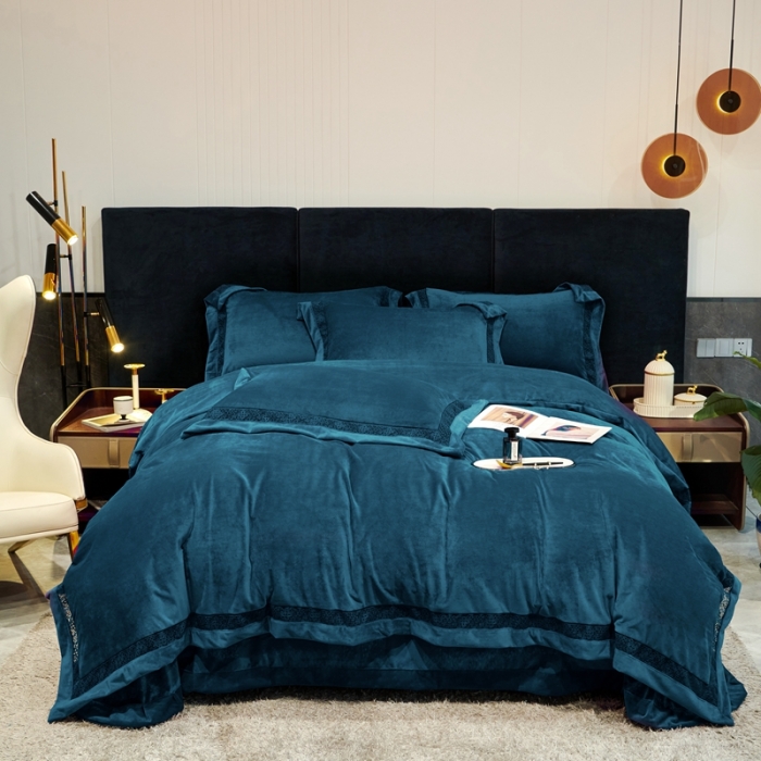 91家纺网 家纺一手货源 找家纺 榻尚 2023新款婴肤绒镂空工艺四件套-柔梦系列  梦幻蓝