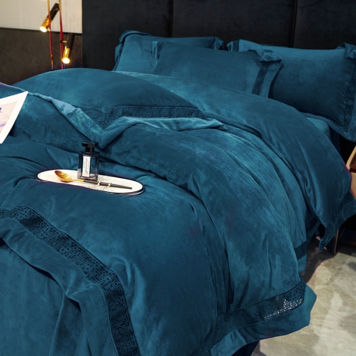 91家纺网 家纺一手货源 找家纺 榻尚 2023新款婴肤绒镂空工艺四件套-柔梦系列  梦幻蓝