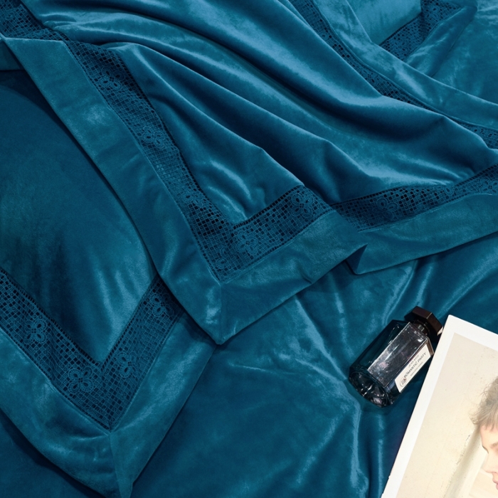 91家纺网 家纺一手货源 找家纺 榻尚 2023新款婴肤绒镂空工艺四件套-柔梦系列  梦幻蓝