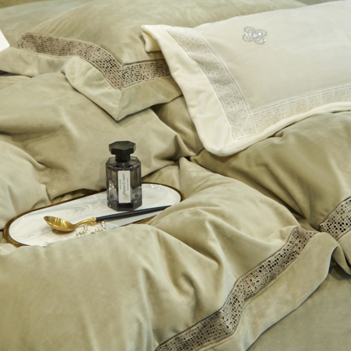 91家纺网 家纺一手货源 找家纺 榻尚 2023新款婴肤绒镂空工艺四件套-柔梦系列 牛油果