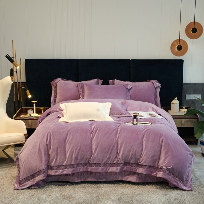 91家纺网 家纺一手货源 找家纺 榻尚 2023新款婴肤绒镂空工艺四件套-柔梦系列 嫣然紫