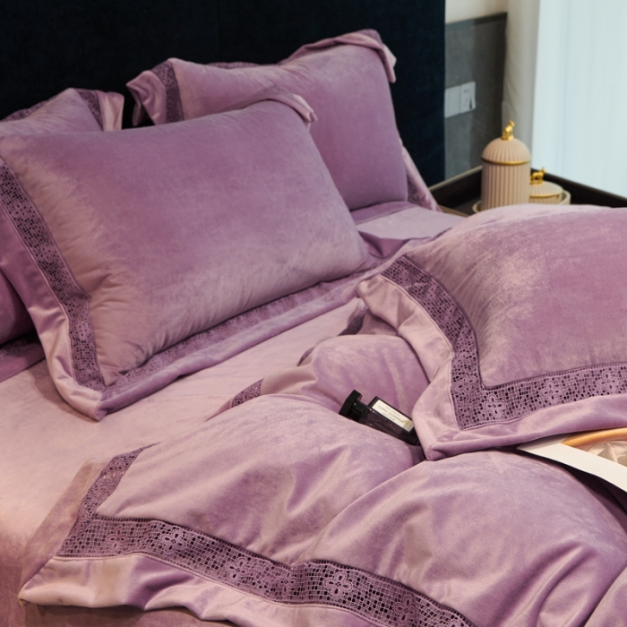 91家纺网 家纺一手货源 找家纺 榻尚 2023新款婴肤绒镂空工艺四件套-柔梦系列 嫣然紫