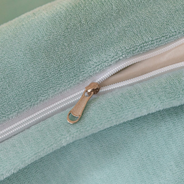 91家纺网 家纺一手货源 找家纺 宅家居 2023新款蒂娜系列加厚牛奶绒刺绣四件套 蒂娜-豆绿