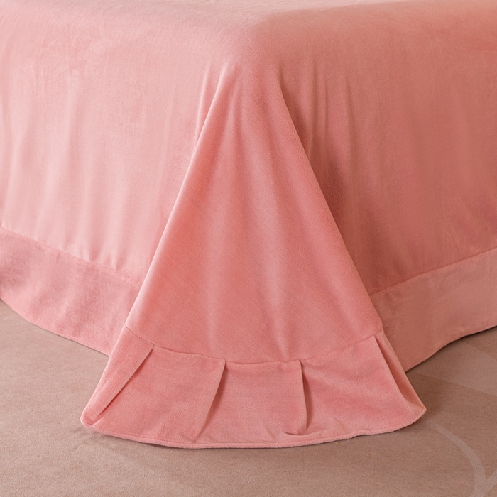 91家纺网 家纺一手货源 找家纺 宅家居 2023新款蒂娜系列加厚牛奶绒刺绣四件套 蒂娜-粉色