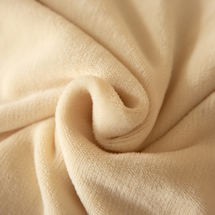 91家纺网 家纺一手货源 找家纺 宅家居 2023新款蒂娜系列加厚牛奶绒刺绣四件套 蒂娜-奶白