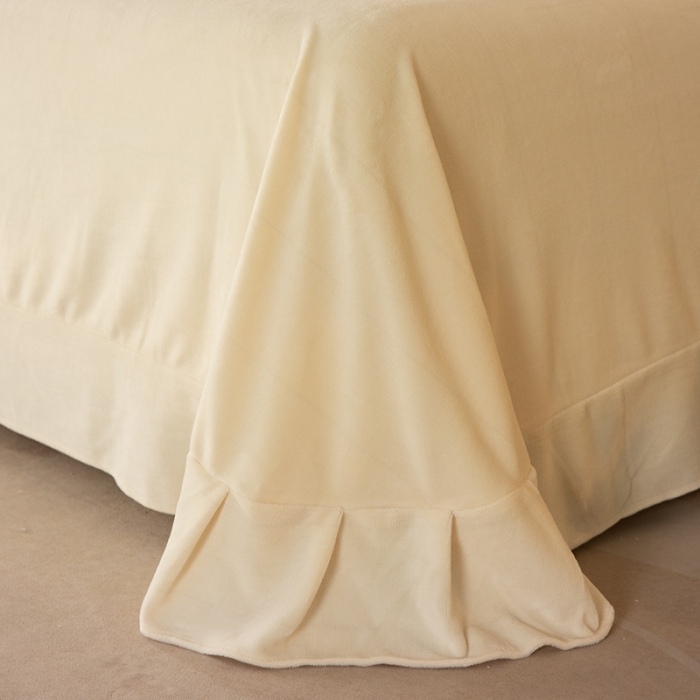 91家纺网 家纺一手货源 找家纺 宅家居 2023新款蒂娜系列加厚牛奶绒刺绣四件套 蒂娜-奶白