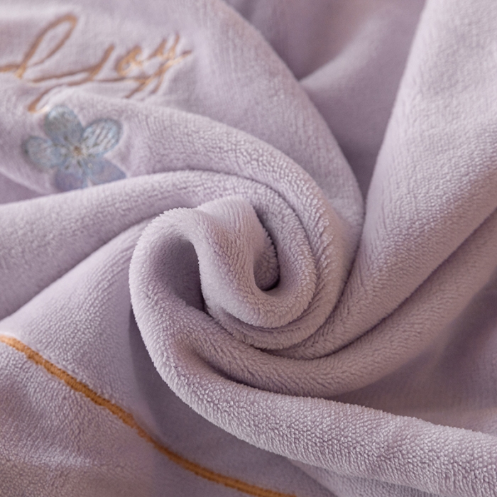 91家纺网 家纺一手货源 找家纺 宅家居 2023新款蒂娜系列加厚牛奶绒刺绣四件套 蒂娜-浅紫
