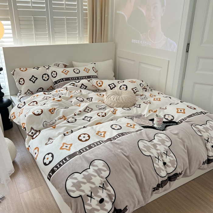 91家纺网 家纺一手货源 找家纺 顾里 2022新款ins少女保暖牛奶绒套件 潮熊