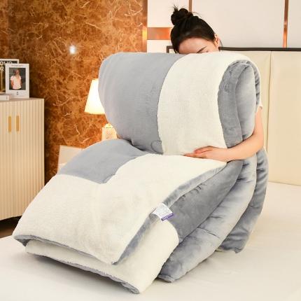 91家纺网 家纺一手货源 找家纺 （总）蓝冰家纺 2022新款加厚保暖牛奶绒水晶绒拼角冬被