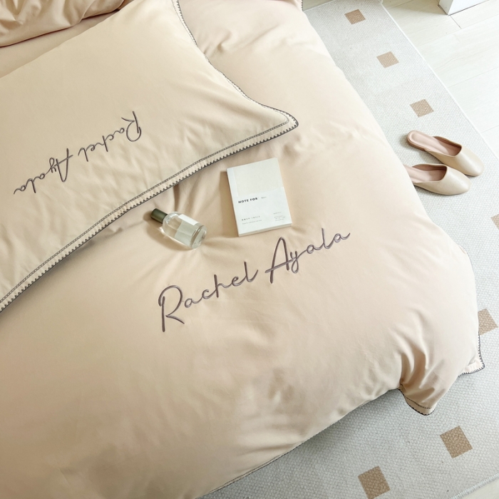 91家纺网 家纺一手货源 找家纺 艾莱 2022新款A类新疆长绒棉加厚磨毛四件套-实拍图 瑞秋-奶咖+蓝莓灰