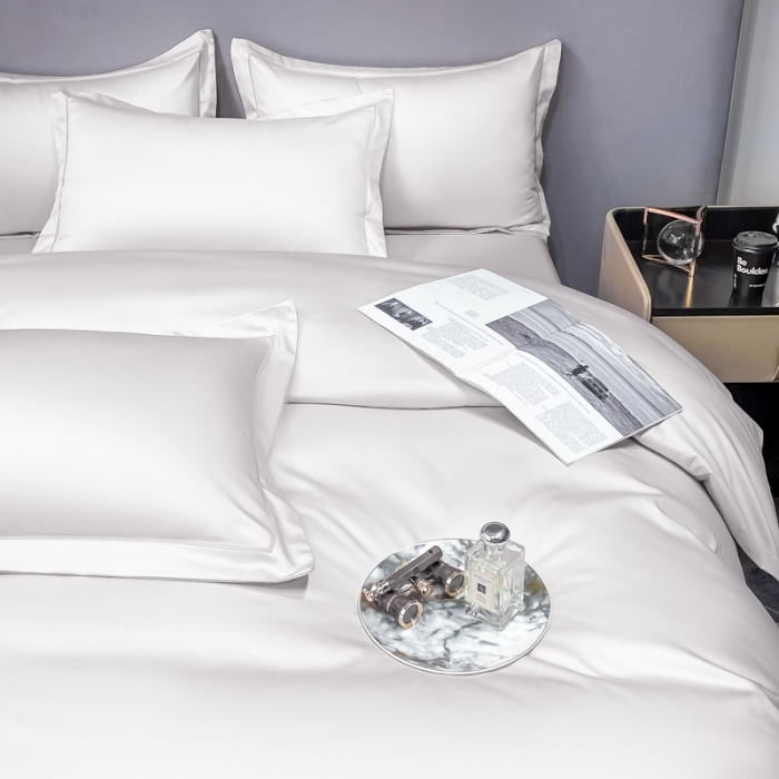 91家纺网 家纺一手货源 找家纺 品乐  2023新款100支长绒棉被套 月光白