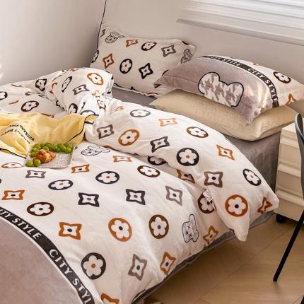 91家纺网 家纺一手货源 找家纺 （总）顾里 2022新款ins少女保暖牛奶绒套件 场景一