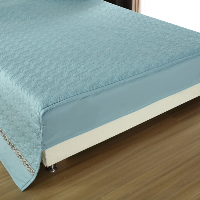 91家纺网 家纺一手货源 找家纺 OL家纺 2022新款纯色全棉夹棉床盖单件三件套 湖兰