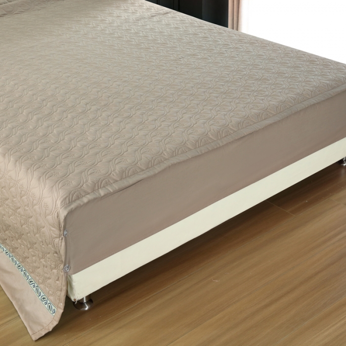 91家纺网 家纺一手货源 找家纺 OL家纺 2022新款纯色全棉夹棉床盖单件三件套 卡其