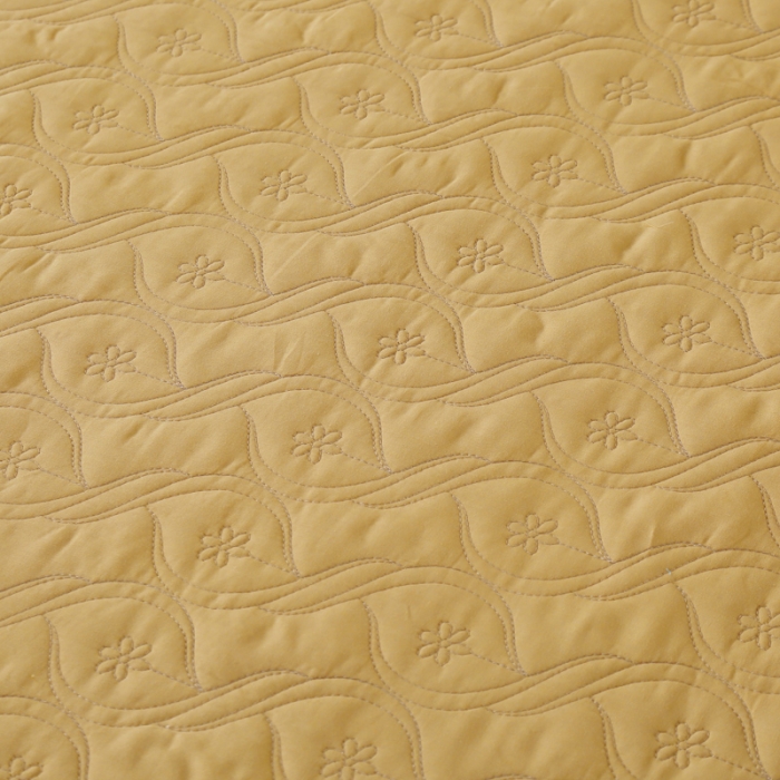 91家纺网 家纺一手货源 找家纺 OL家纺 2022新款纯色全棉夹棉床盖单件三件套 亮黄