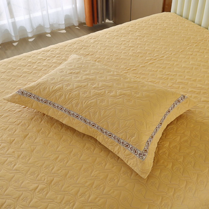 91家纺网 家纺一手货源 找家纺 OL家纺 2022新款纯色全棉夹棉床盖单件三件套 亮黄