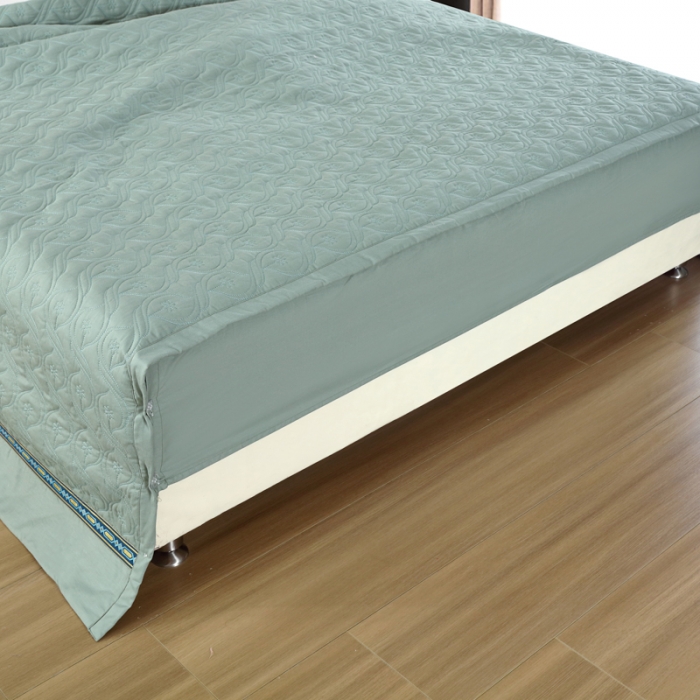 91家纺网 家纺一手货源 找家纺 OL家纺 2022新款纯色全棉夹棉床盖单件三件套 浅绿