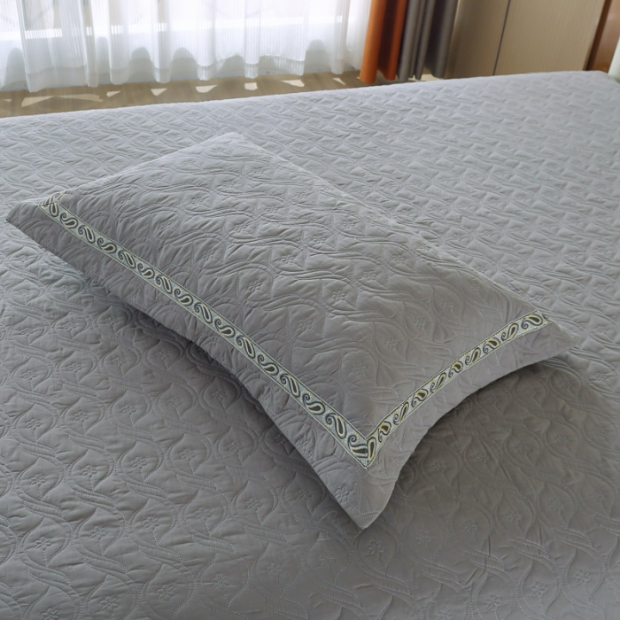 91家纺网 家纺一手货源 找家纺 OL家纺 2022新款纯色全棉夹棉床盖单件三件套 深灰