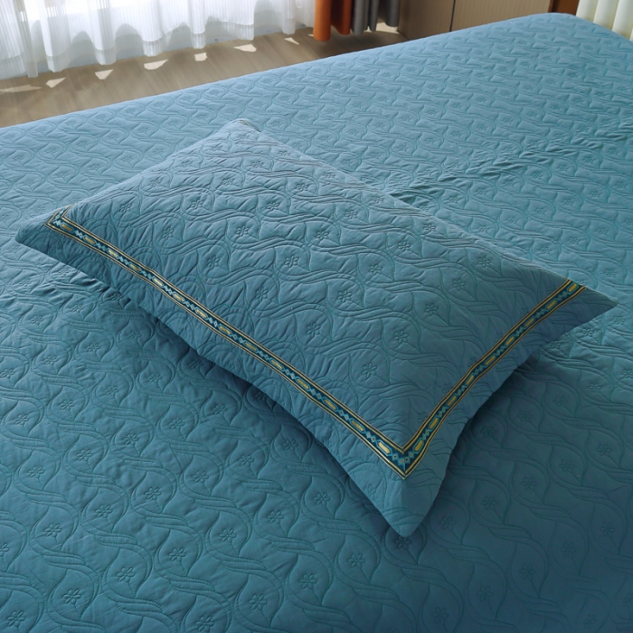 91家纺网 家纺一手货源 找家纺 OL家纺 2022新款纯色全棉夹棉床盖单件三件套 深蓝