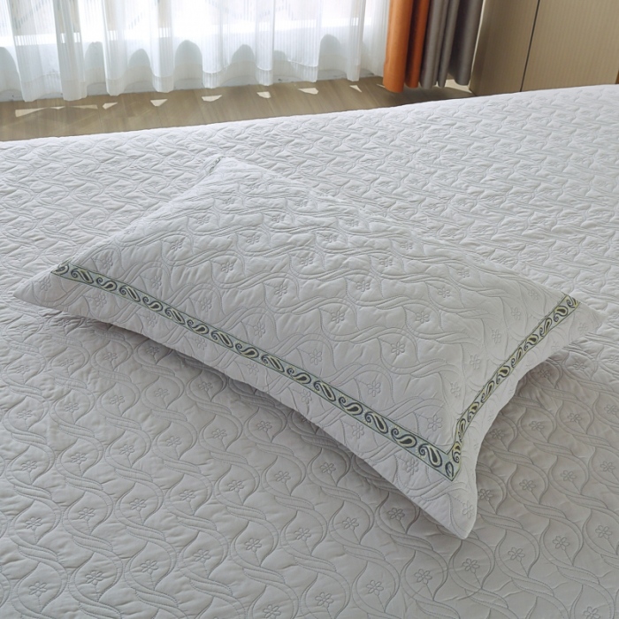 91家纺网 家纺一手货源 找家纺 OL家纺 2022新款纯色全棉夹棉床盖单件三件套 银灰