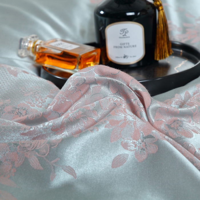 91家纺网 家纺一手货源 找家纺 OL家纺 新款色织欧式丝加棉大提花床裙夹棉四面围布四件套 淡雅如心-水绿