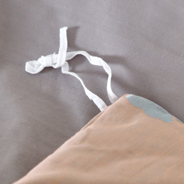 91家纺网 家纺一手货源 找家纺 OL家纺 新款色织欧式丝加棉大提花床裙夹棉四面围布四件套 花语寻梦-灰绿