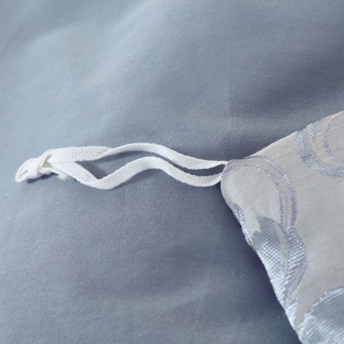 91家纺网 家纺一手货源 找家纺 OL家纺 新款色织欧式丝加棉大提花床裙夹棉四面围布四件套 卡洛琳-兰灰