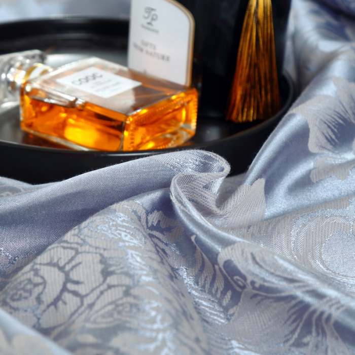 91家纺网 家纺一手货源 找家纺 OL家纺 新款色织欧式丝加棉大提花床裙夹棉四面围布四件套 卡洛琳-兰灰