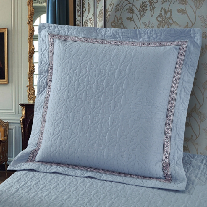 91家纺网 家纺一手货源 找家纺 OL家纺 新款色织欧式丝加棉大提花床裙夹棉四面围布四件套 卡洛琳-兰灰