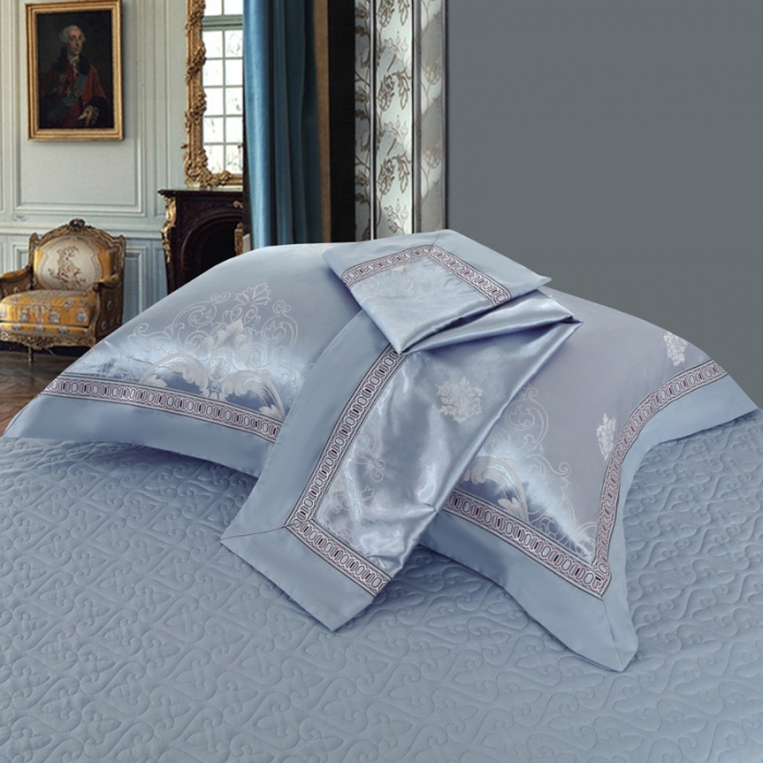 91家纺网 家纺一手货源 找家纺 OL家纺 新款色织欧式丝加棉大提花床裙夹棉四面围布四件套 卡洛琳-兰灰