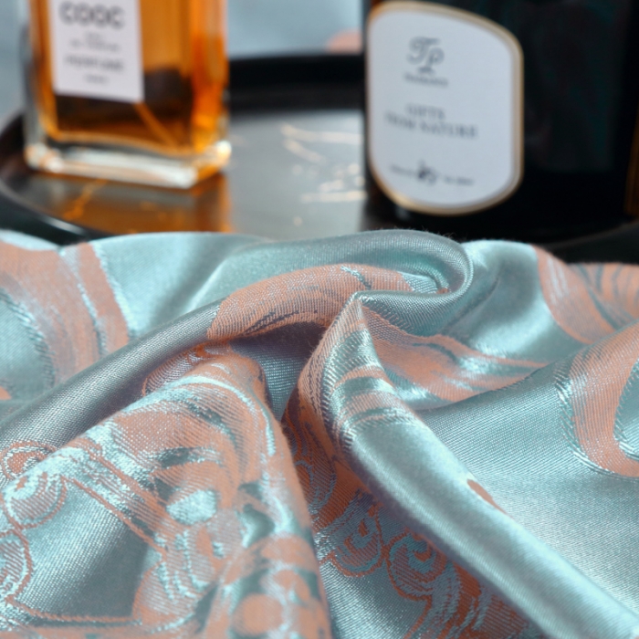 91家纺网 家纺一手货源 找家纺 OL家纺 新款色织欧式丝加棉大提花床裙夹棉四面围布四件套 克里斯娜-繁星兰