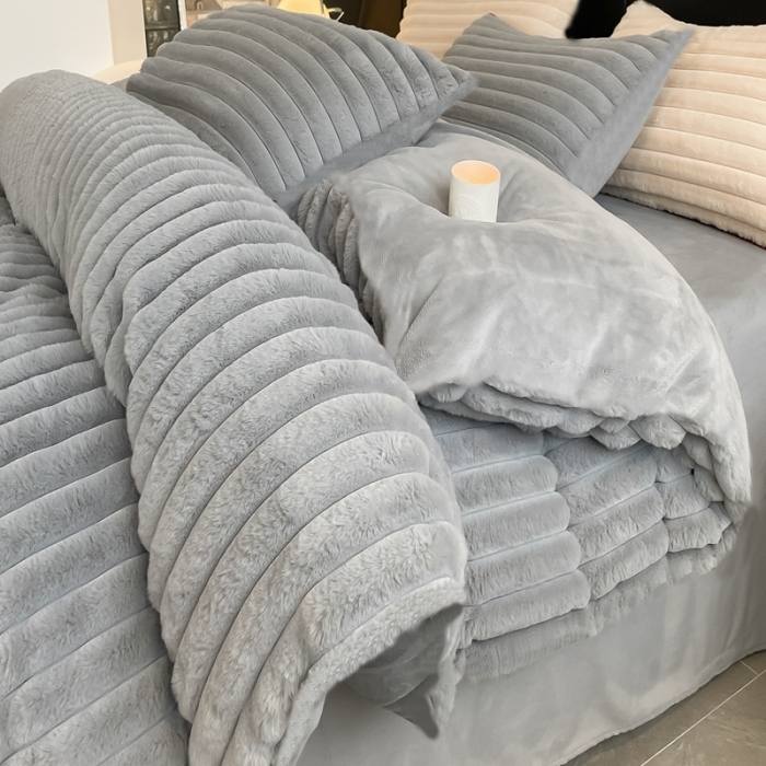 91家纺网 家纺一手货源 找家纺 秀色新品加厚兔毛牛奶绒双面法兰绒撸猫感四件套-克洛伊 墨兰灰+浅灰