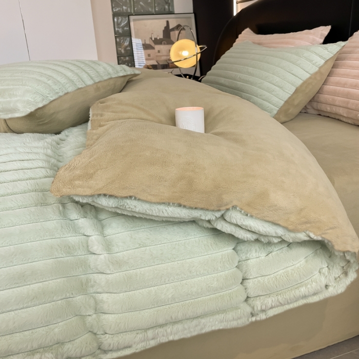 91家纺网 家纺一手货源 找家纺 秀色新品加厚兔毛牛奶绒双面法兰绒撸猫感四件套-克洛伊 嫩绿+木果色