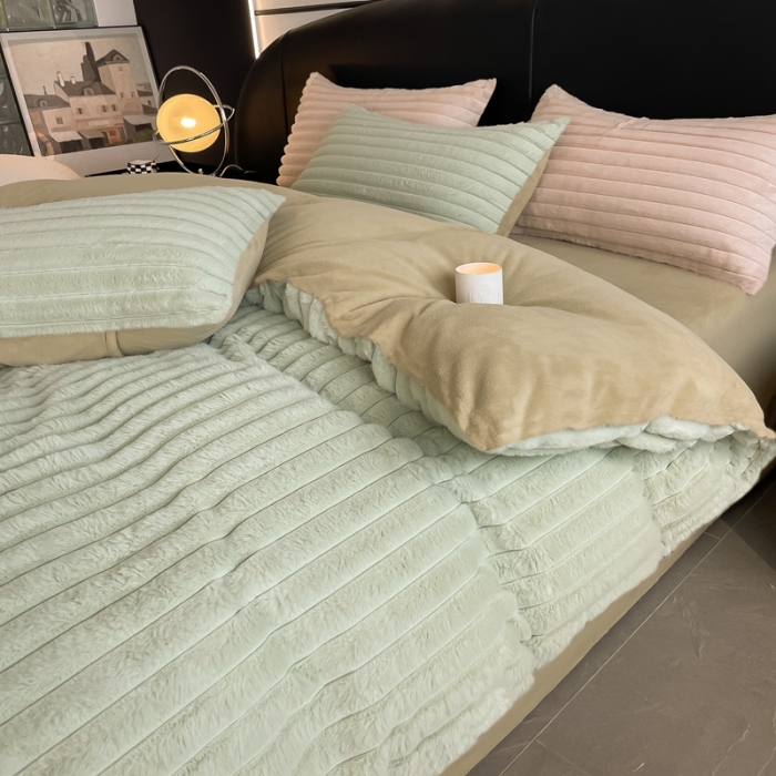 91家纺网 家纺一手货源 找家纺 秀色新品加厚兔毛牛奶绒双面法兰绒撸猫感四件套-克洛伊 嫩绿+木果色